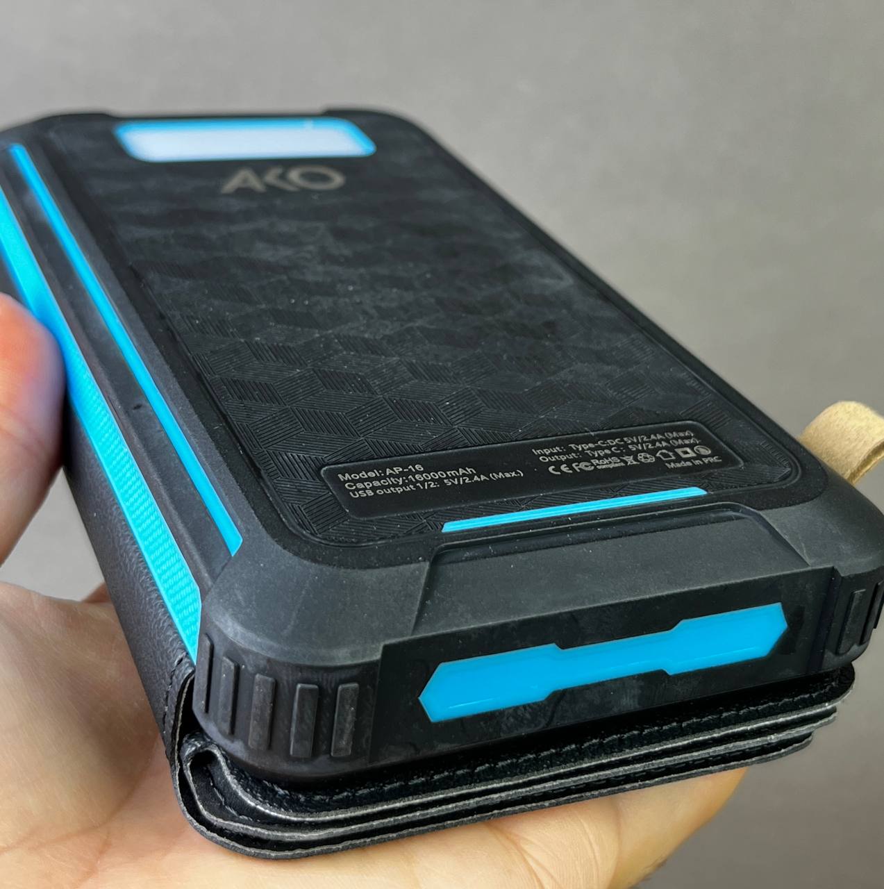 پاوربانک خورشیدی AKO مدل AK-16