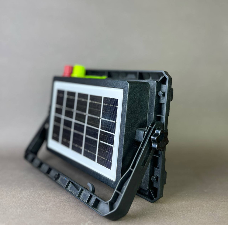 پروژکتور خورشیدی 150 وات