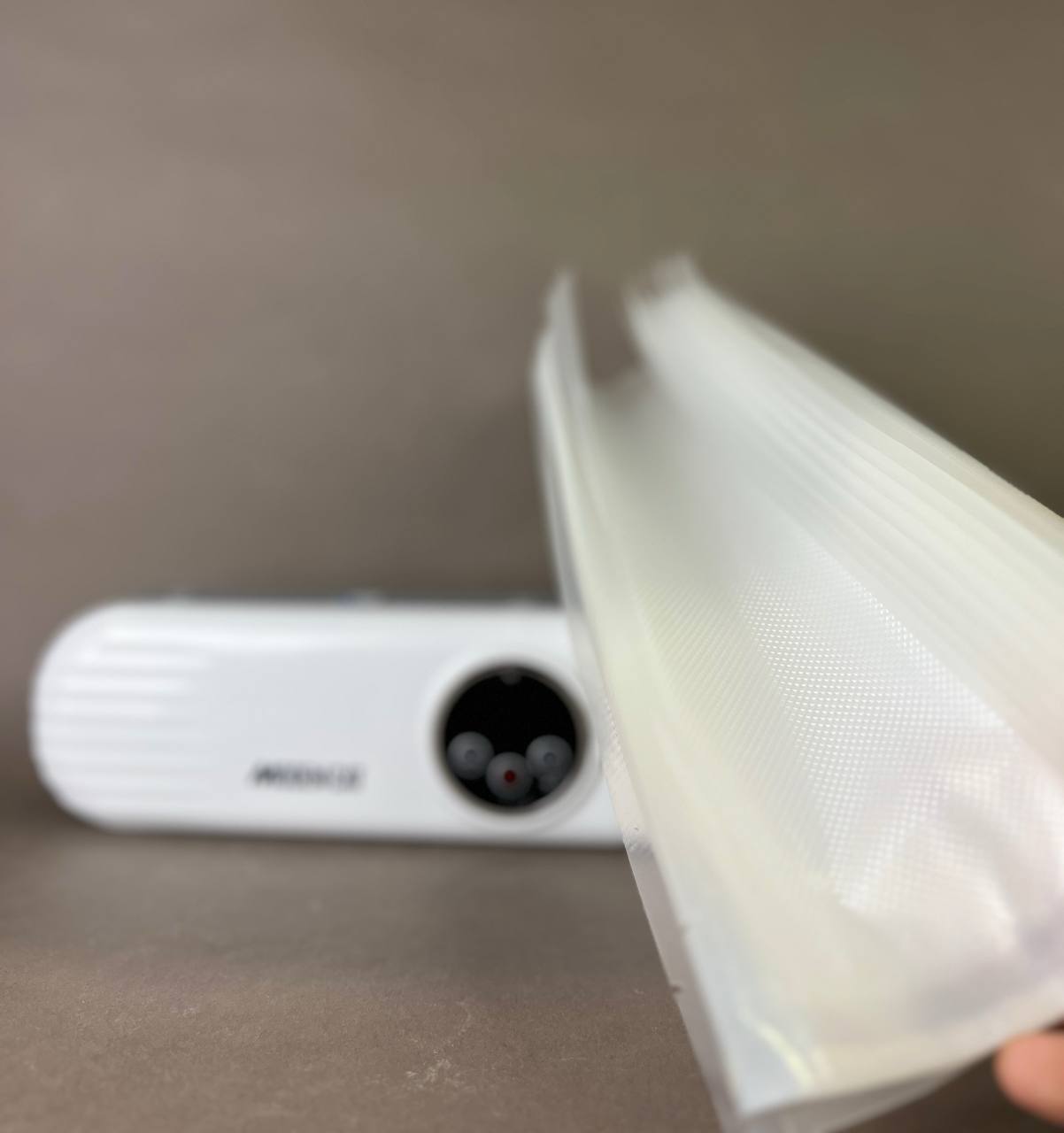 دستگاه وکیوم موادغذایی برند modemcat