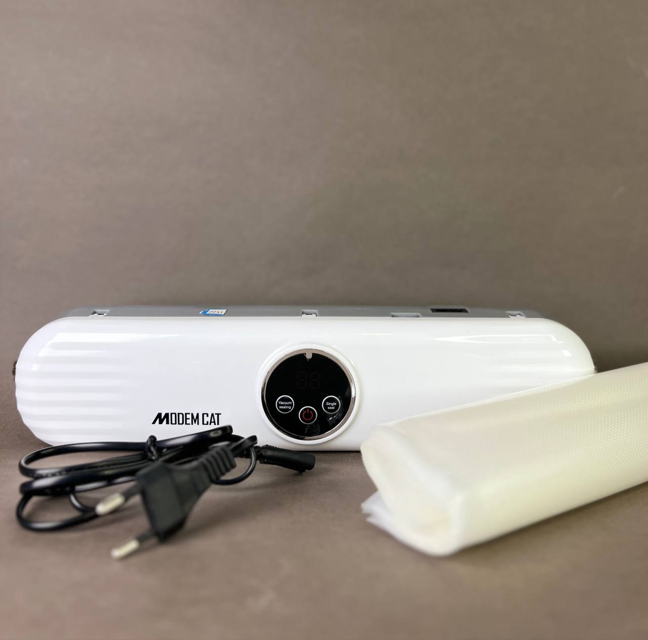 دستگاه وکیوم موادغذایی برند modemcat