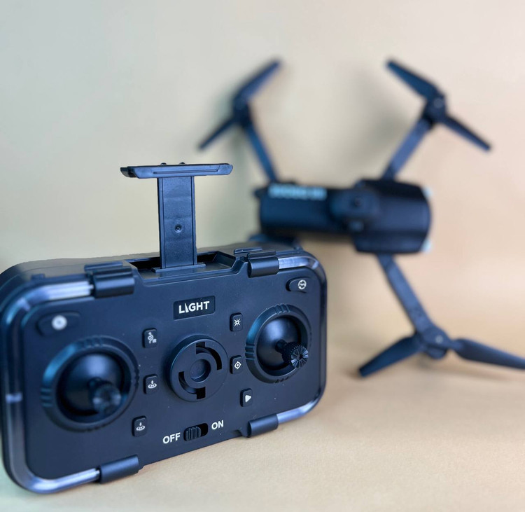 کوادکوپتر مدل H8 با موتور براشلس